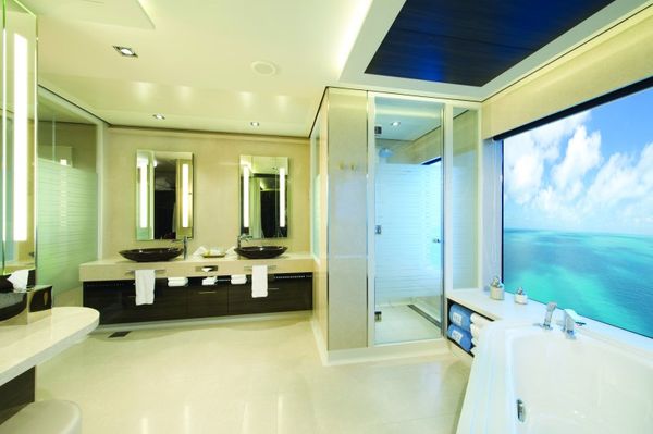 ncl_Gtwy_DlxOwnSte_bath_H2